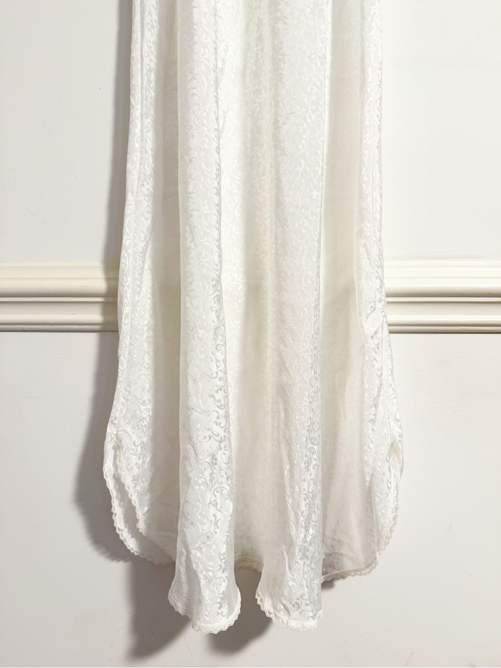 Vintage Christian Dior White Lace Trim Maxi Nightgown Dress L NWT Bloomingdales - Picture 8 of 9